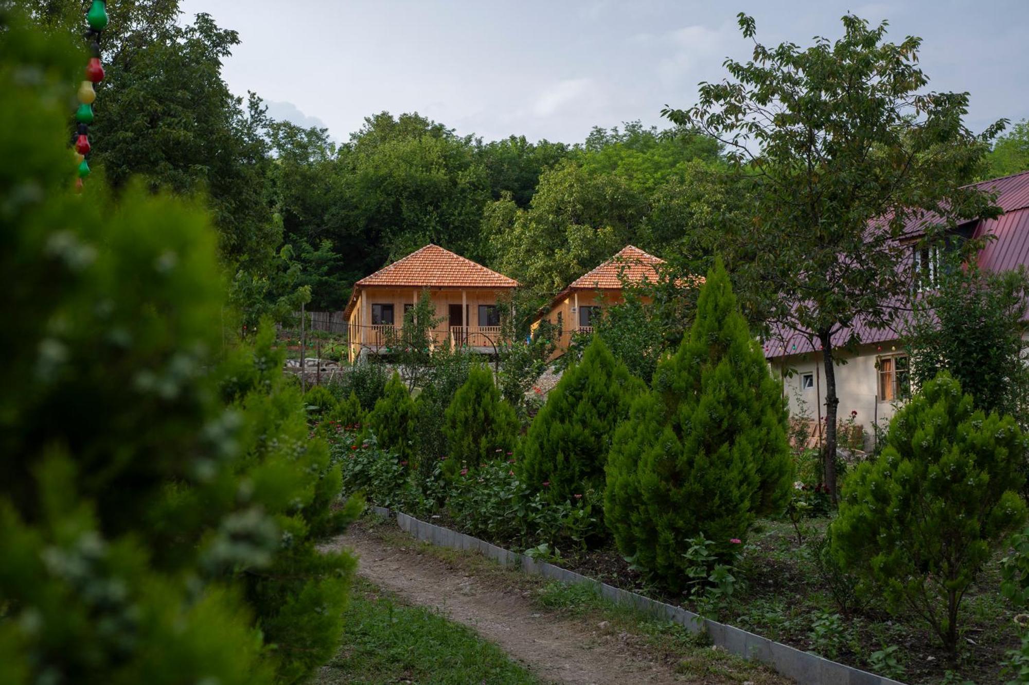 Gordela Hotel Gordi Esterno foto